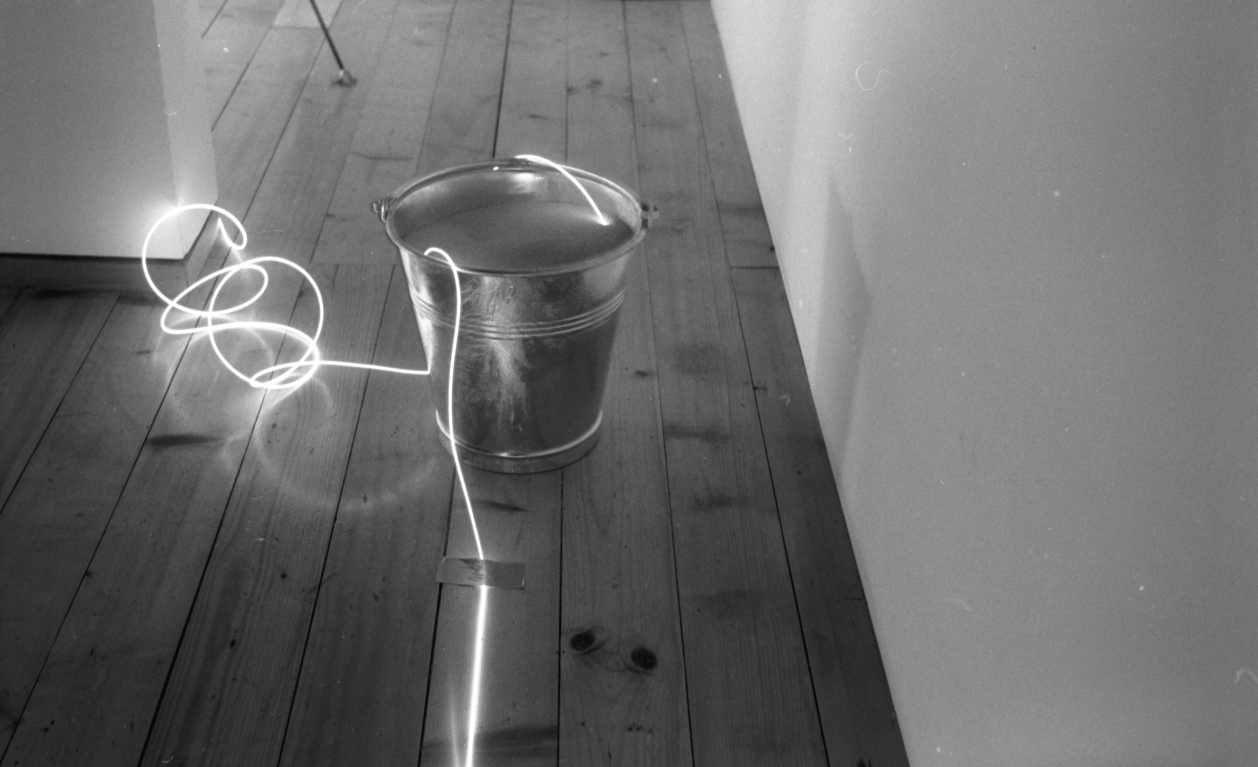 Roman Signer image