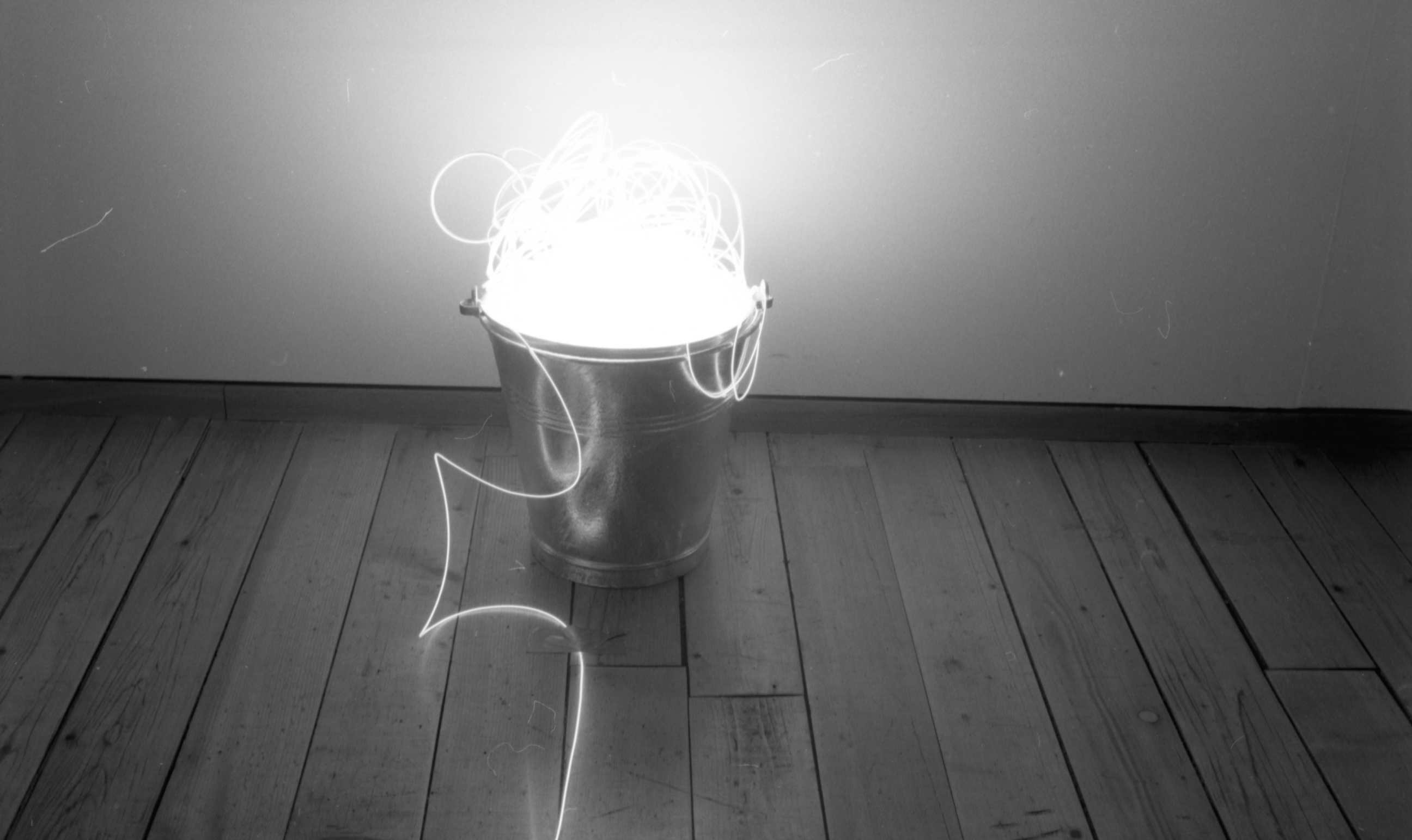 Roman Signer image